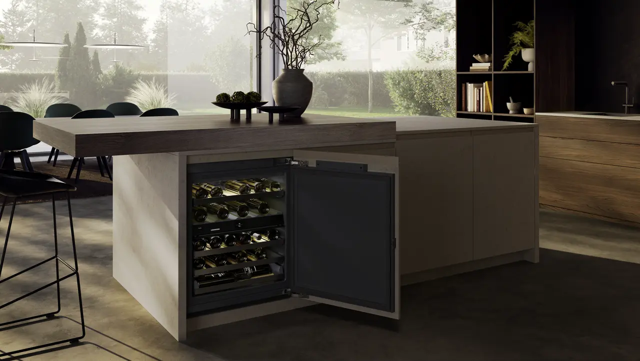 UWpri 3672 Vinidor Selection Wine fridge suitable for undercounter